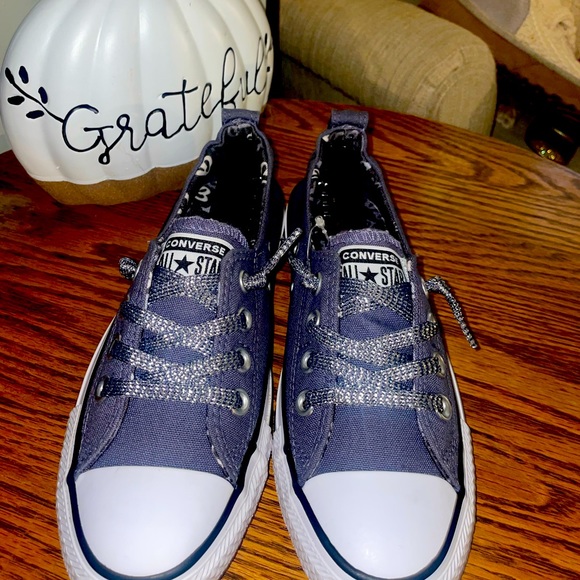 New converse size 6 - Picture 1 of 2